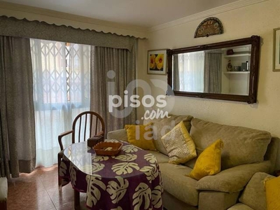 Piso en venta en Calle Tejares, 27