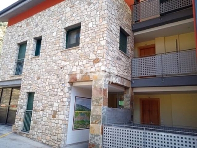 Piso en venta en Plaça Calvinya, 40