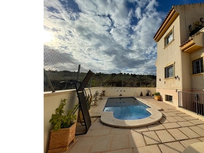 Preciosa Villa con piscina privada 5 dormitorios en San Miguel de Salinas