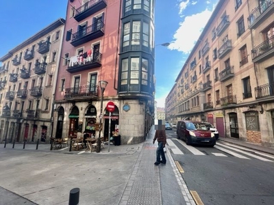 Piso en venta en Bilbo / Bilbao de 90 m²