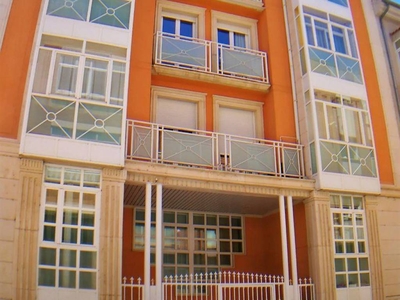 Venta Piso Ávila. Piso de tres habitaciones en Calle CAPITAN MENDEZ VIGO 66. Tercera planta con balcón