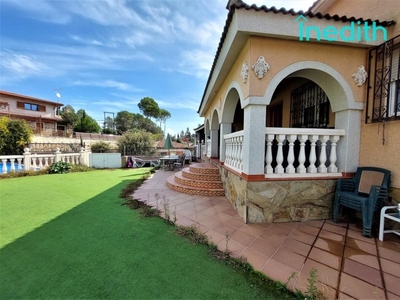 Casa en Rosa d Abril, Castellnou de Bages