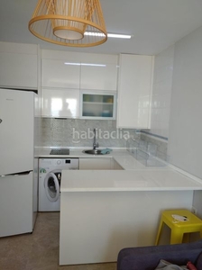 Alquiler apartamento en avenida mediterraneo (del) primerisima 1 linea de playa en Rincón de la Victoria