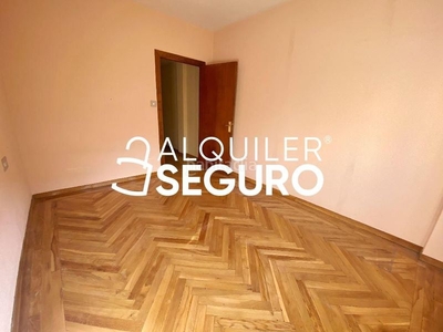 Alquiler piso c/ constancia en Prosperidad Madrid