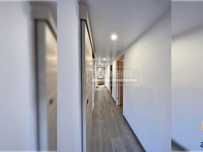 Alquiler piso con 3 habitaciones con ascensor en Barcelona