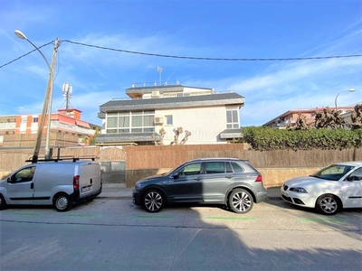 Casa con 3 habitaciones en La Pineda Castelldefels