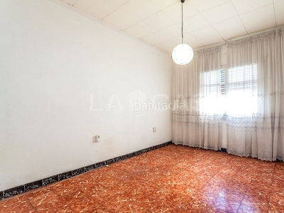 Casa terraza, balcón, jardín, garaje, trastero en Hospitalet de Llobregat (L´)