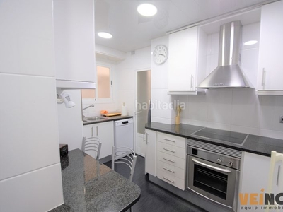 Piso amplio y luminoso piso de 101 m2 - 3 habitaciones, 2 baños, terraza, trastero, posibilidad de garaje. en Barcelona