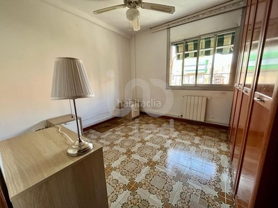 Piso con 3 habitaciones con calefacción en La Salut Badalona