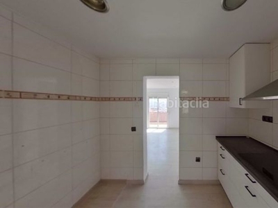 Piso con 3 habitaciones en Trinitat Nova Barcelona