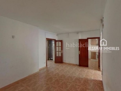 Piso en venta en l'hospitalet de llobregat, con 59 m2 y 3 habitaciones y 1 baños. en Hospitalet de Llobregat (L´)