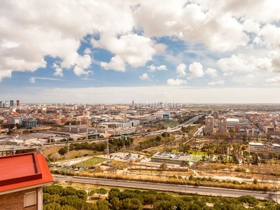 Piso ¡fantástico piso con vistas en Sant Ildefons! en Cornellà de Llobregat