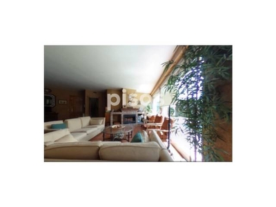 Casa pareada en venta en Peligros en Peligros por 374.000 €