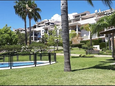 Precioso apartamento en Puerto Banús Marbella