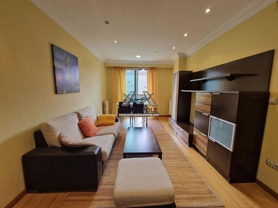 Alquiler de piso en Centro - Ourense de 2 habitaciones con garaje y muebles