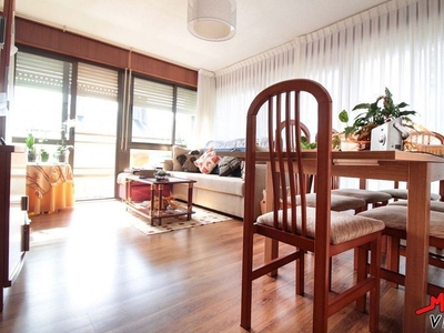 Alquiler de piso en Laredo de 2 habitaciones con terraza y muebles