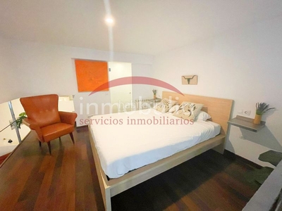 Alquiler loft con 2 habitaciones con aire acondicionado en Sevilla