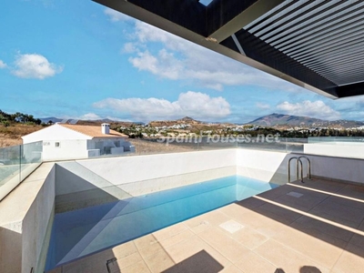 Apartamento en venta en Estepona