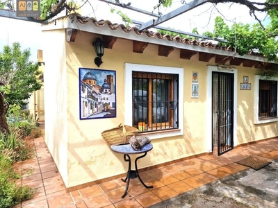 Casa con terreno en Altea