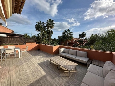 Dúplex en alquiler en calle Embrujo Playa de 3 habitaciones con terraza y piscina