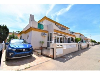 villa en Venta en Orihuela Costa