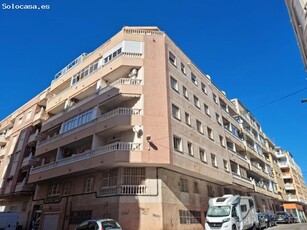 Apartamento en venta en torrevieja tres dormitorio dos baño