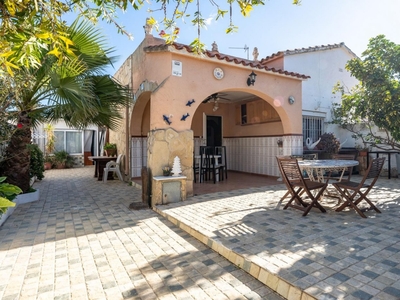 Venta de casa con terraza en Cambrils, La Ardiaca - Mediterrani - La Dorada