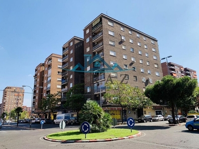 Alquiler de piso en Hospital - Nuevo Centro de Talavera de la Reina de 4 habitaciones con terraza y aire acondicionado