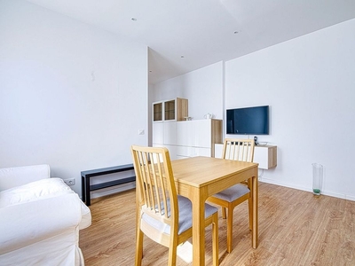 Alquiler de piso en Ibiza de 2 habitaciones con aire acondicionado y calefacción