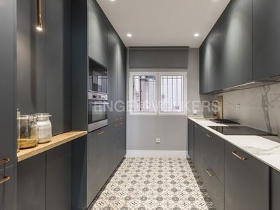 Alquiler piso bonito piso amueblado en alquiler en El Viso en Madrid