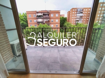 Alquiler piso c/ bergantin en Alameda de Osuna Madrid