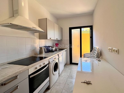 Alquiler piso con 2 habitaciones con ascensor, piscina y aire acondicionado en Marbella