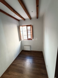 Alquiler piso en calle francisco muñoz 6 piso con 2 habitaciones con calefacción en San Lorenzo de El Escorial