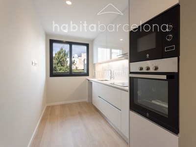 Alquiler piso en carrer de laforja 30 piso con 3 habitaciones con ascensor, calefacción y aire acondicionado en Barcelona