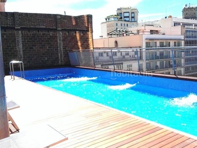 Alquiler piso excelente piso en alquiler temporal!!! piscina, zona comunitaria, etc en Barcelona