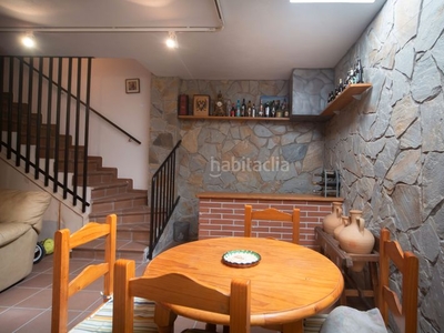 Casa adosada vivienda ideal para parejas con hijos!! en Mataró
