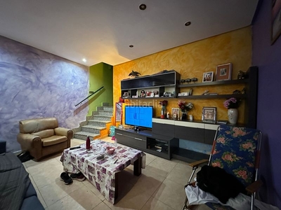 Casa con 3 habitaciones amueblada con aire acondicionado en Murcia