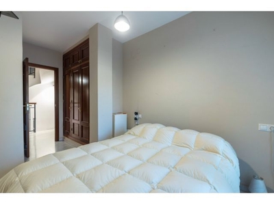 Opotunidad piso triplex en Cajar
