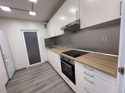 Piso con 3 habitaciones con ascensor y calefacción en Algete