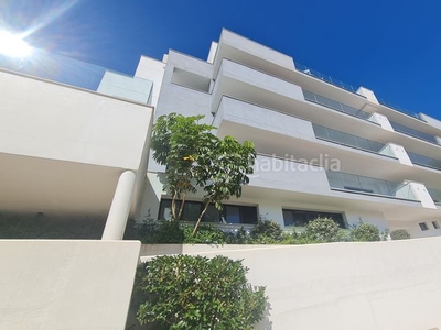 Piso con 4 habitaciones con ascensor, calefacción, aire acondicionado y vistas a la montaña en Málaga