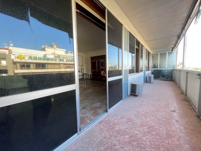 Piso en venta con terraza Ronda de los Tejares Córdoba.