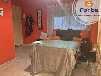 Venta de piso en Cañero de 2 habitaciones con aire acondicionado