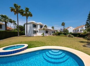 Villa en Estepona, Málaga provincia