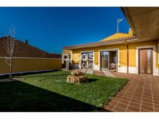 Casa en venta en Villarabines