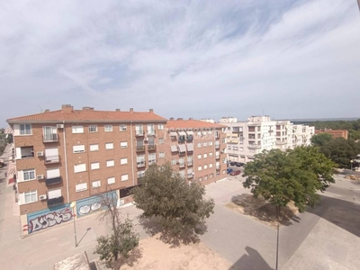 Alquiler Piso Aranjuez. Piso de cuatro habitaciones Cuarta planta con terraza calefacción individual