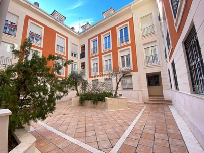 Alquiler Piso Aranjuez. Piso de dos habitaciones en Calle andalucia 68.
