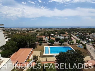 Alquiler Piso Sitges. Piso de una habitación Buen estado quinta planta con terraza