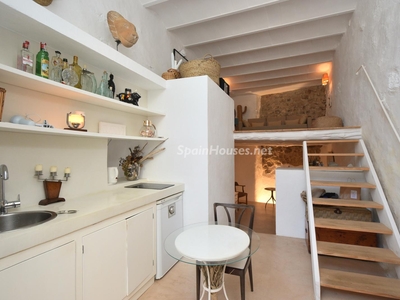Apartamento bajo en venta en Ibiza