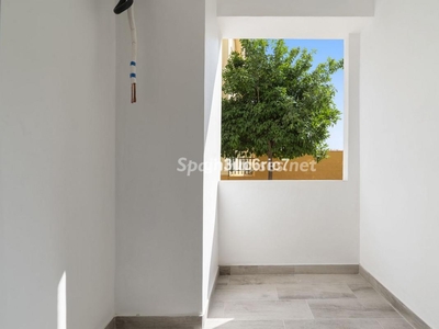 Apartamento bajo en venta en Fuengirola