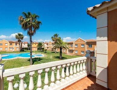 Apartamento en venta en Oliva